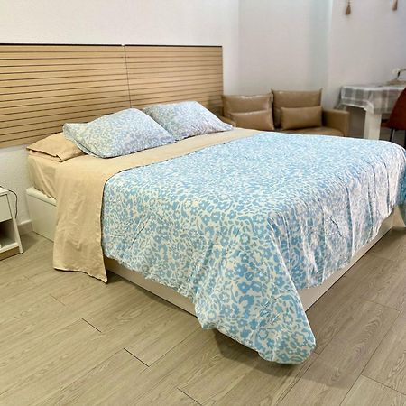 Studio Apartment Santana Habaneras - 18 At Beach With Garage, Pool And Lift Torrevieja Exterior photo